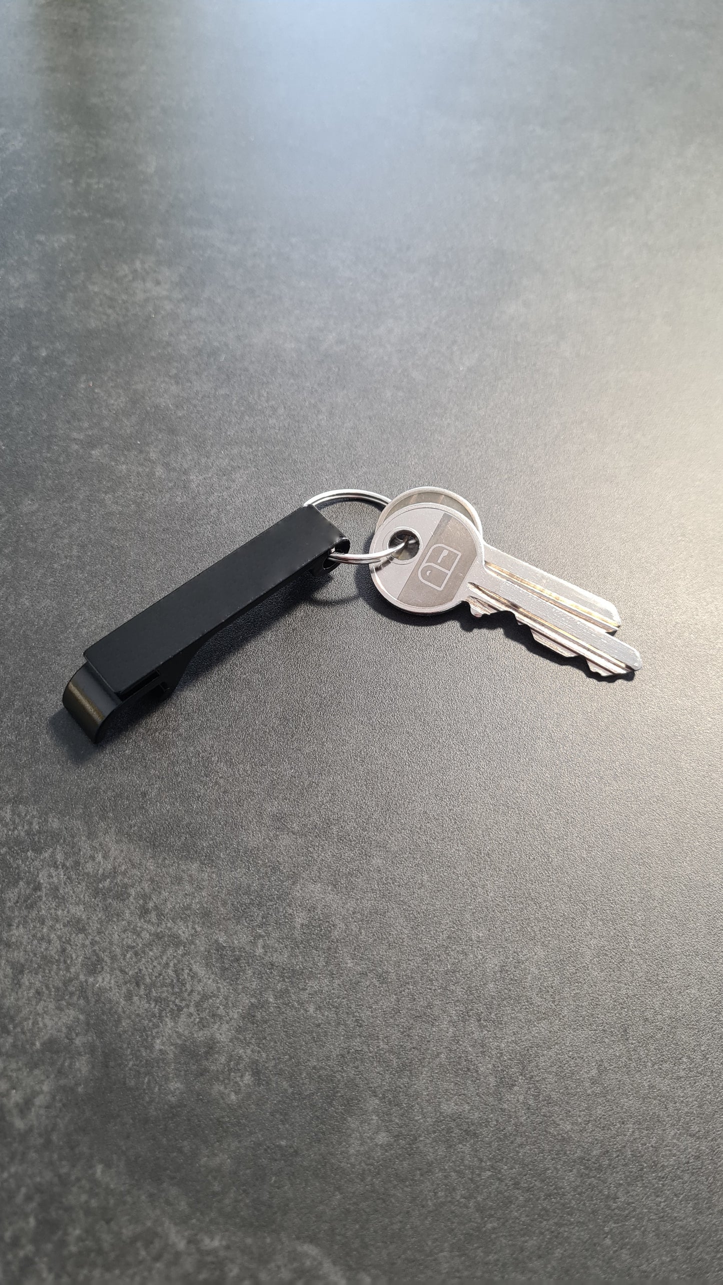 Bottle opener keychain TV series - Film: Pablo Escobar - Narcos / Father's Day gift for colleagues / Original idea for friends / Birthday