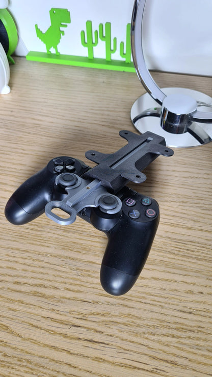 Retractable controller holder - PlayStation Dualshock 4 - YourLittleFactory