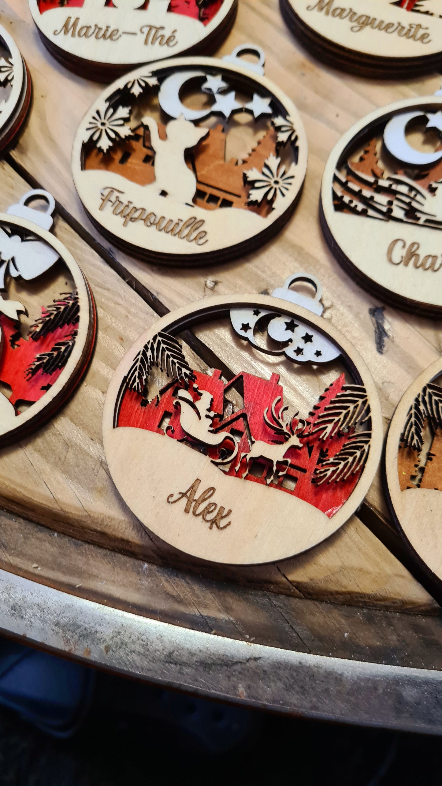 Customizable Christmas Tree Ornaments