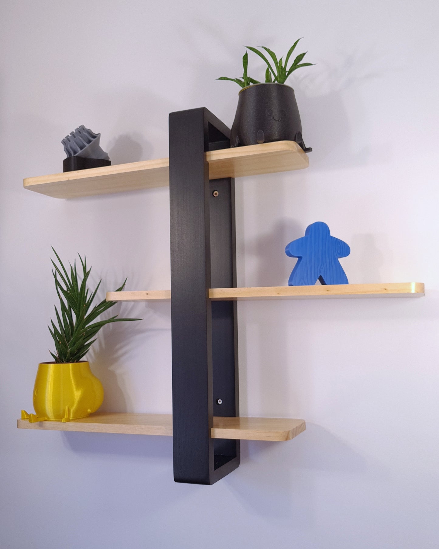 Board game Meeple upgrade figurine statue - 2 sizes - 5 colors - unique christmas gift idea for friends - mega board game token - Tabletop